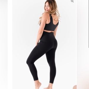 Belly Bandit | Mother Tucker Leggings